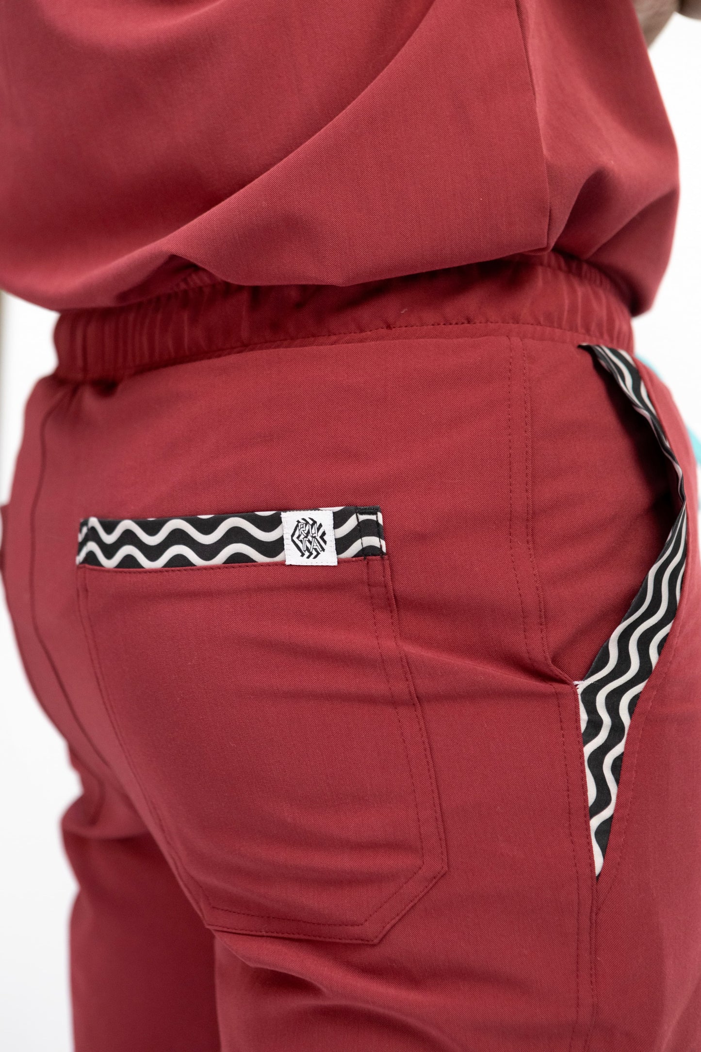 Men's Heritage Scrub Bottom Uchafo Red